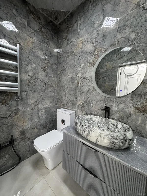 Satılır 2 otaqlı mənzil 67 m²