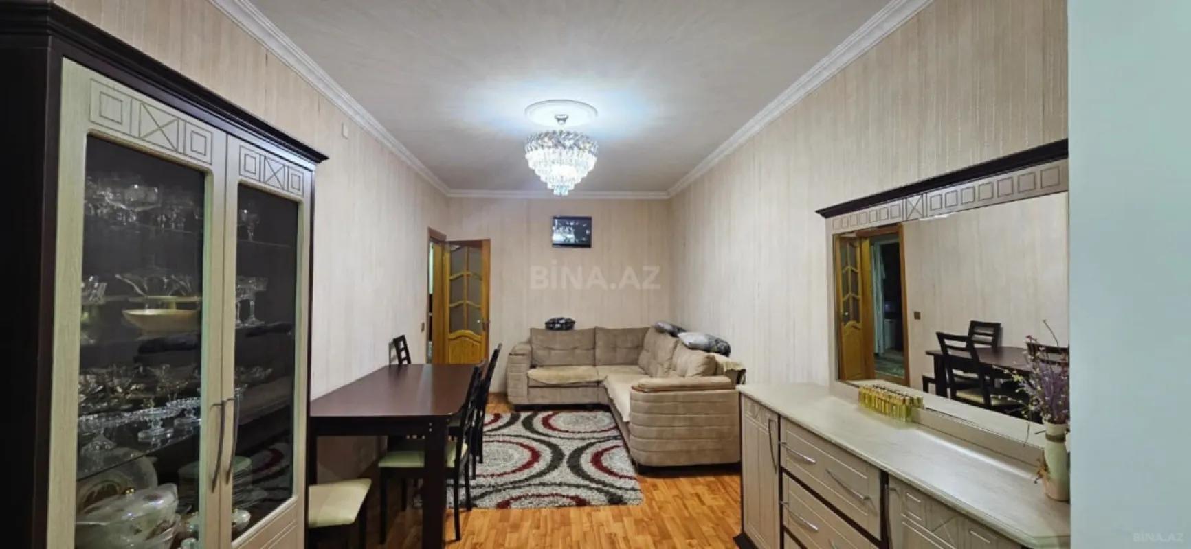 Satılır 4 otaqlı mənzil 100 m²