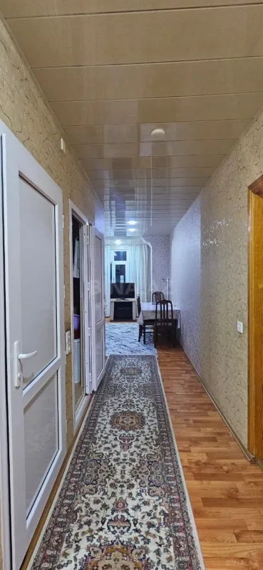 Satılır 4 otaqlı mənzil 100 m²
