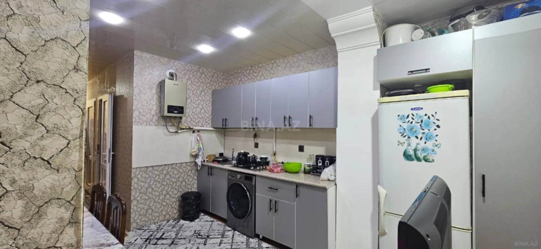 Satılır 4 otaqlı mənzil 100 m²