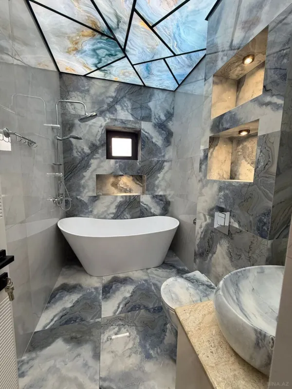 Satılır 5 otaqlı həyət evi 200 m²