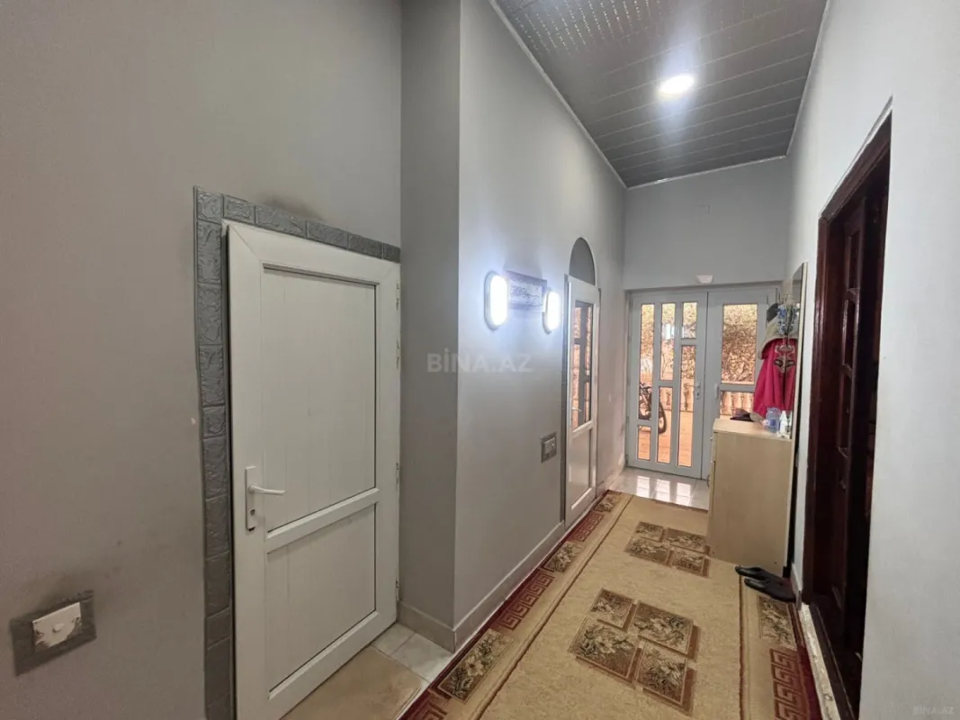 Satılır 5 otaqlı həyət evi 160 m²