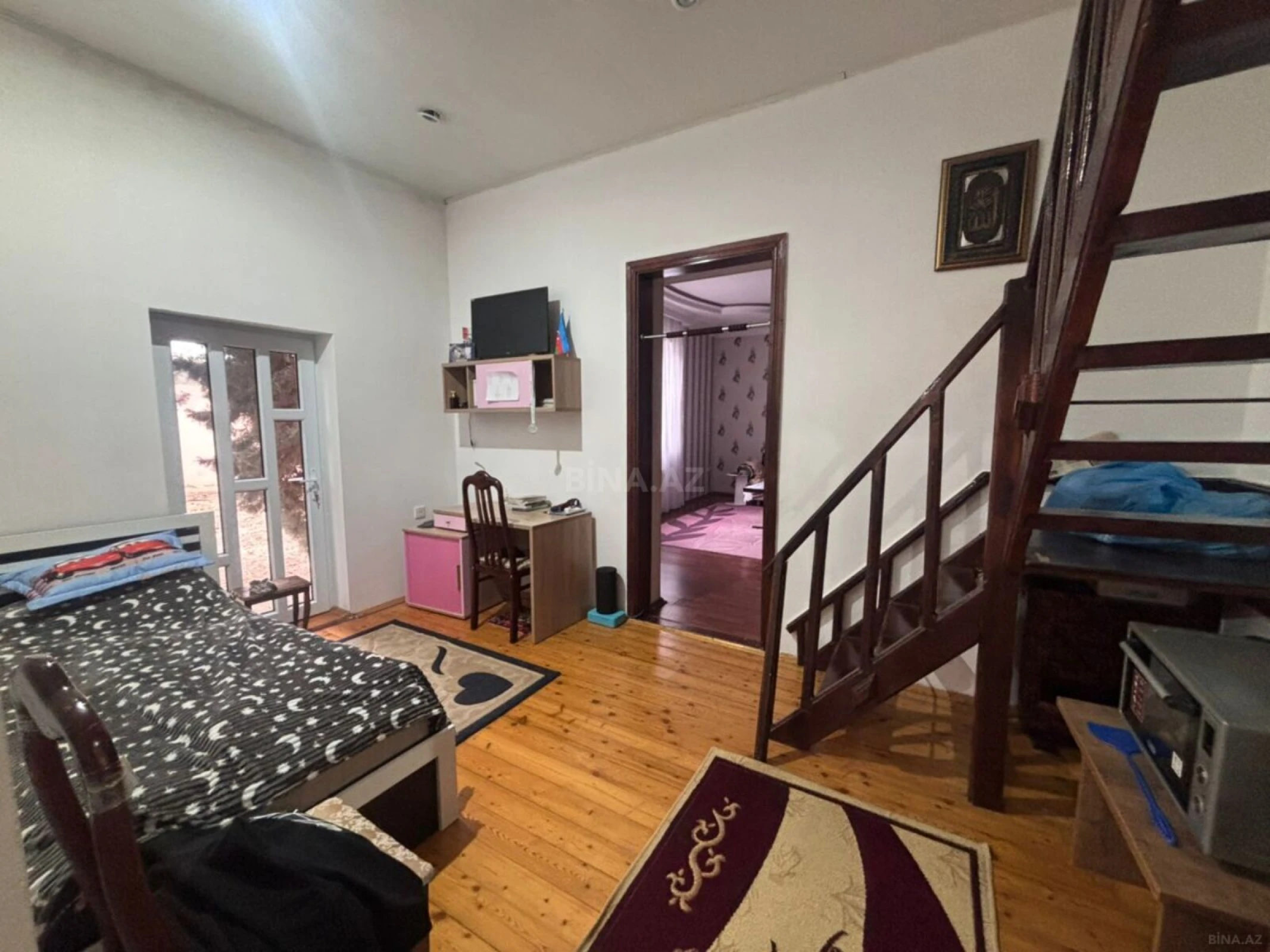 Satılır 5 otaqlı həyət evi 160 m²