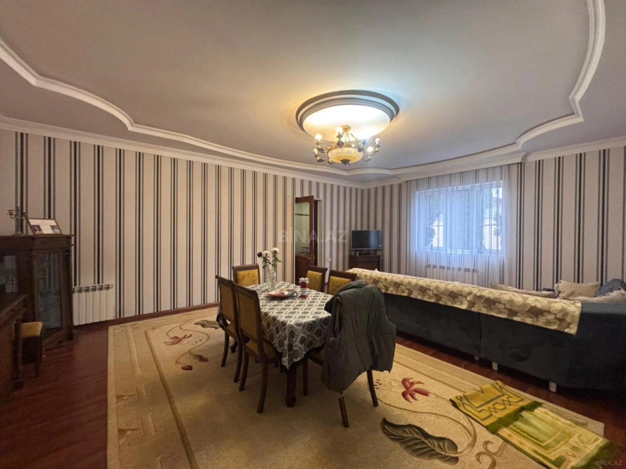 Satılır 5 otaqlı həyət evi 160 m²