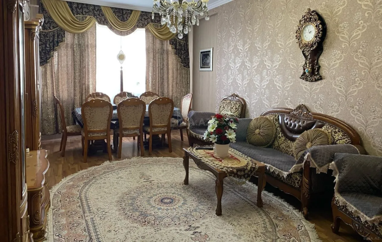 Satılır 3 otaqlı mənzil 105 m²