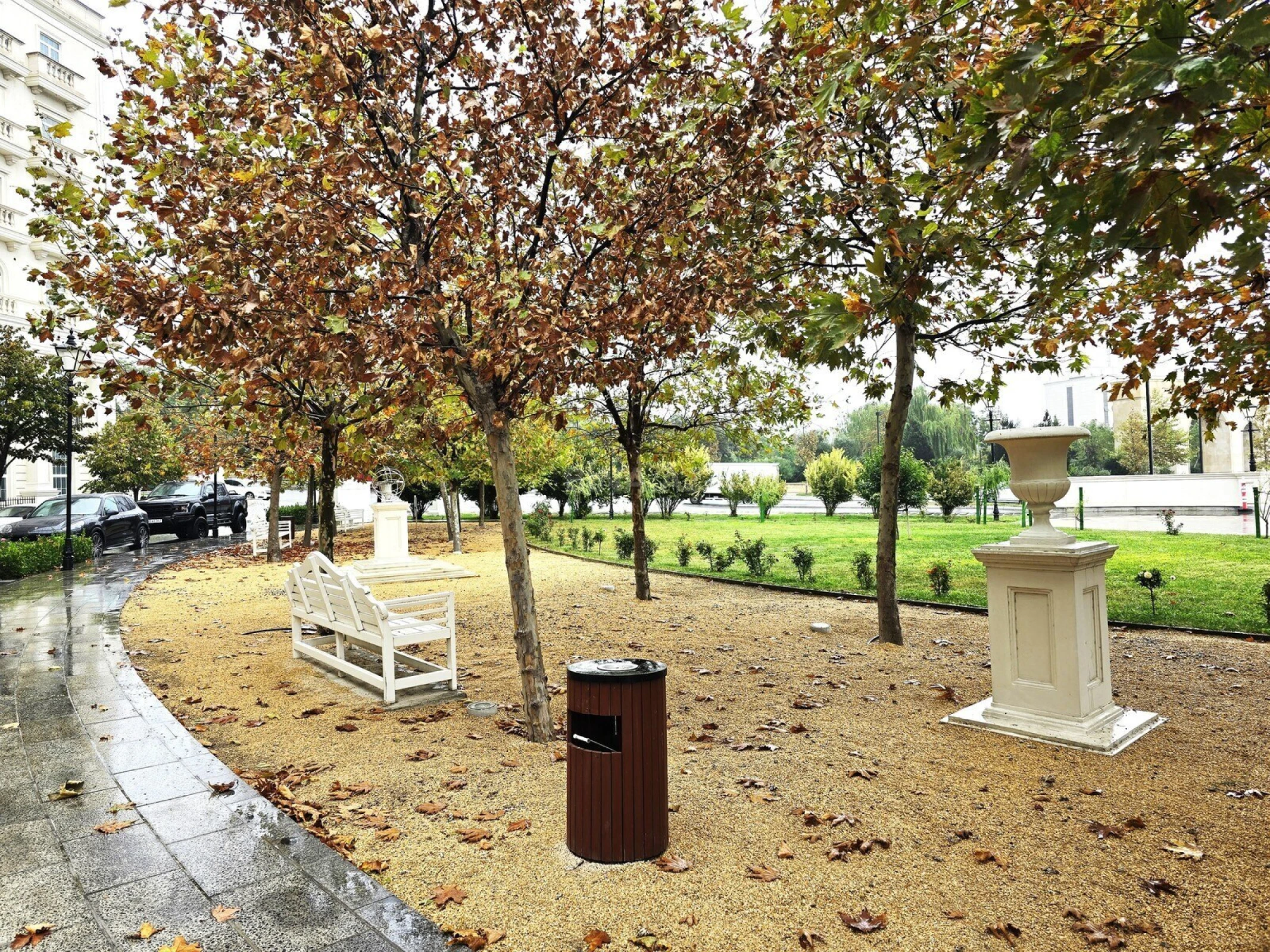 Satılır obyekt 210 m²