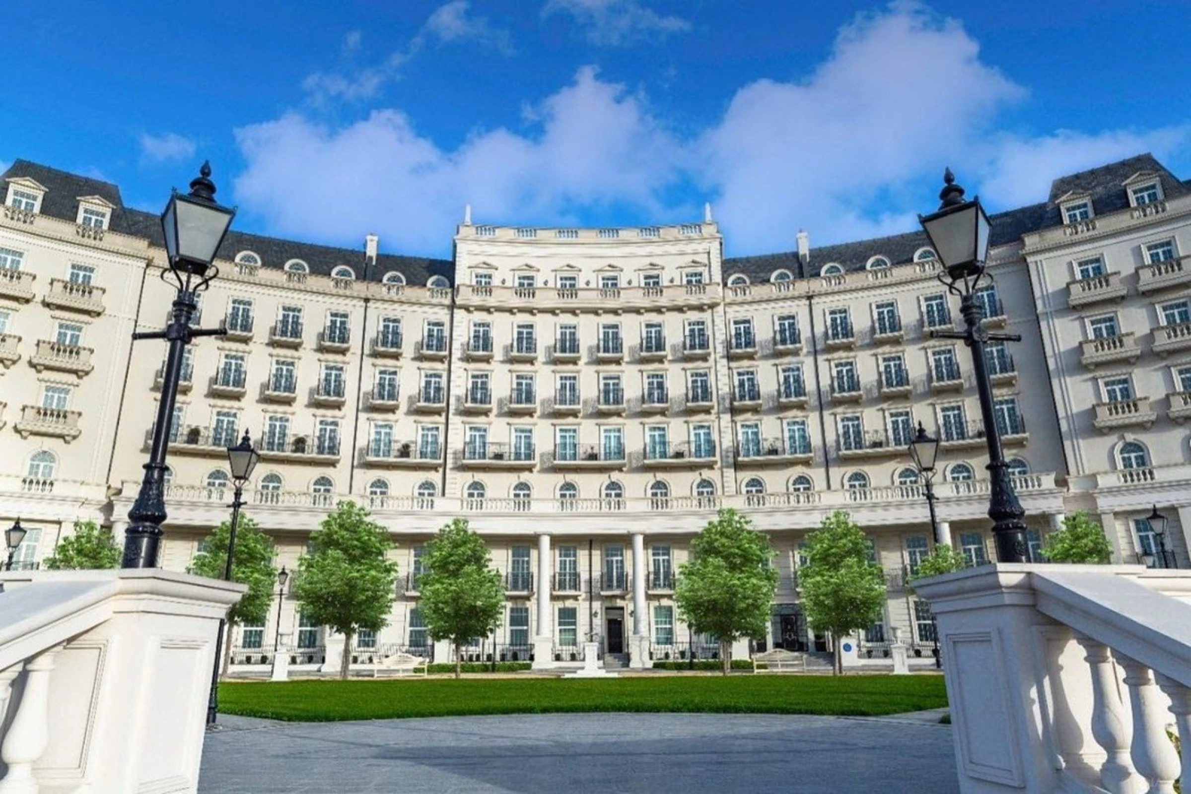 Satılır obyekt 210 m²