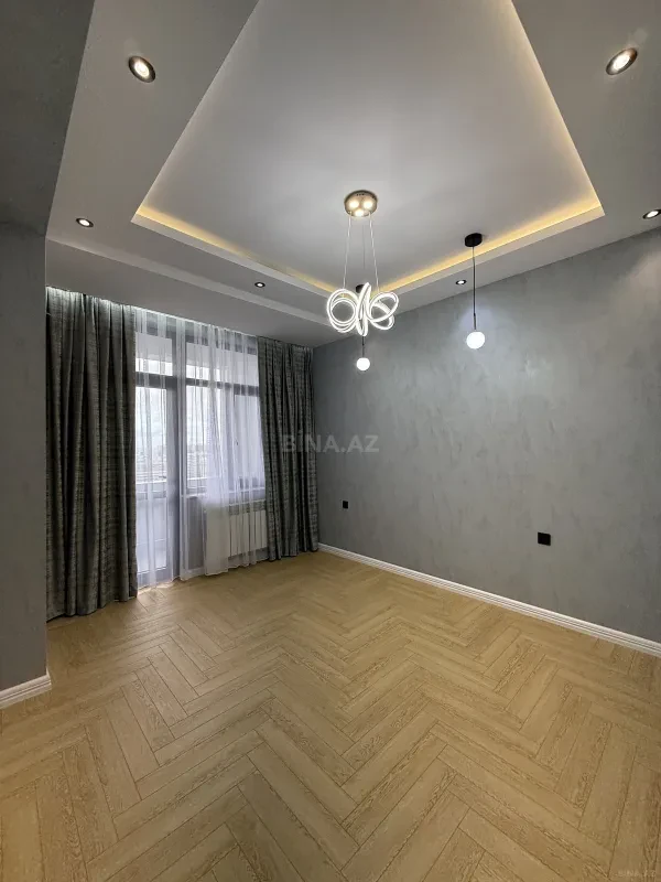Satılır 3 otaqlı mənzil 150 m²