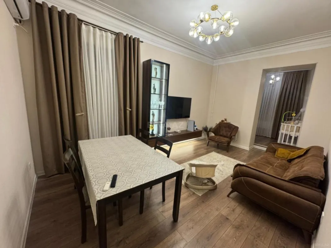 Satılır 2 otaqlı mənzil 65 m²