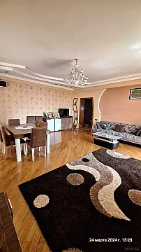 Satılır 3 otaqlı mənzil 122 m² — Bakı 3 otaq 122.00 m²