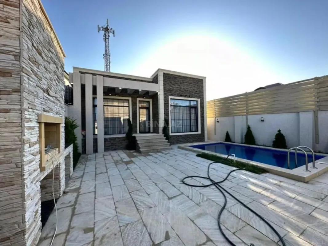 Satılır 4 otaqlı həyət evi 160 m²