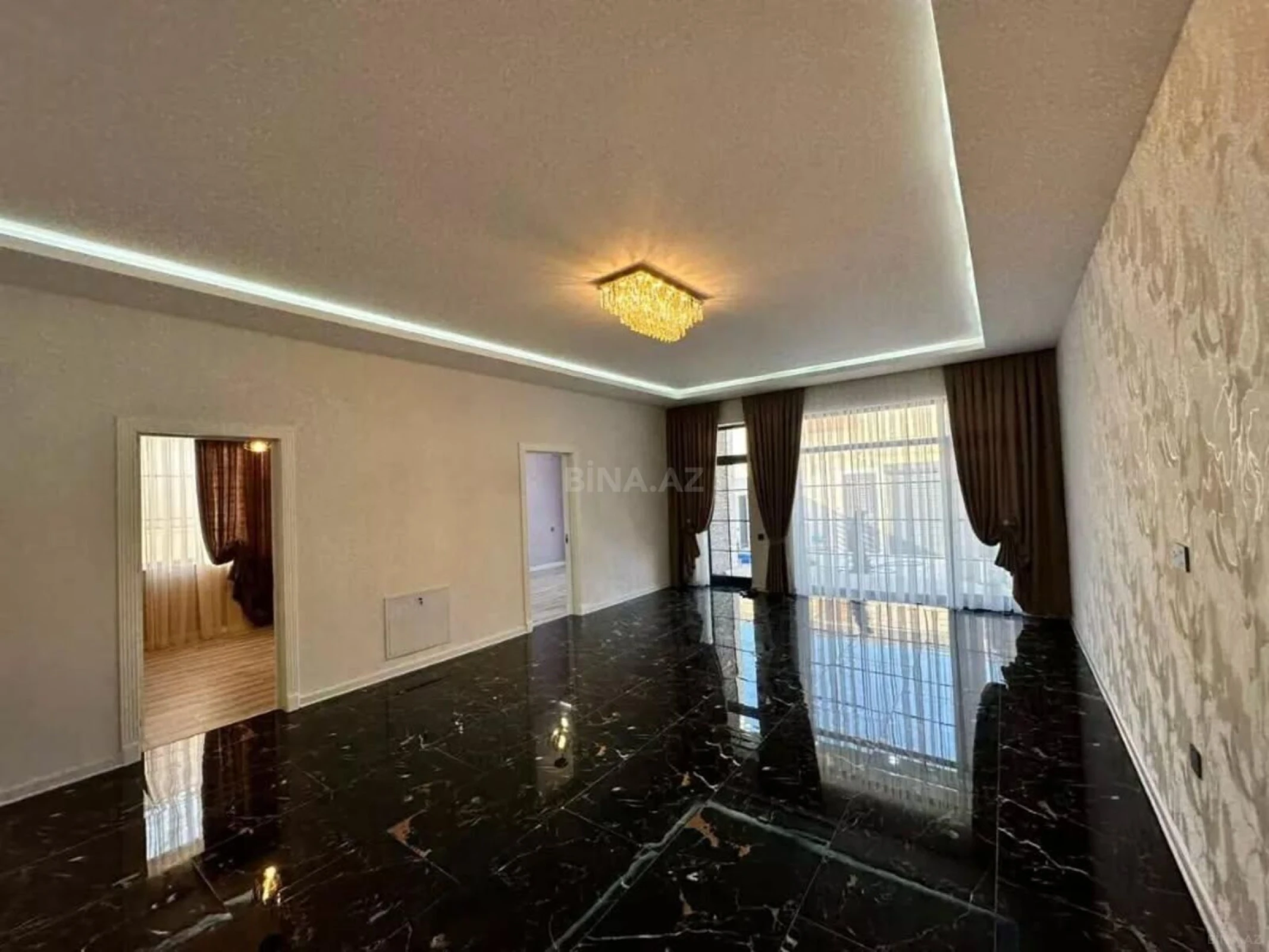 Satılır 4 otaqlı həyət evi 160 m²