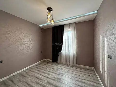 Satılır 4 otaqlı həyət evi 160 m²