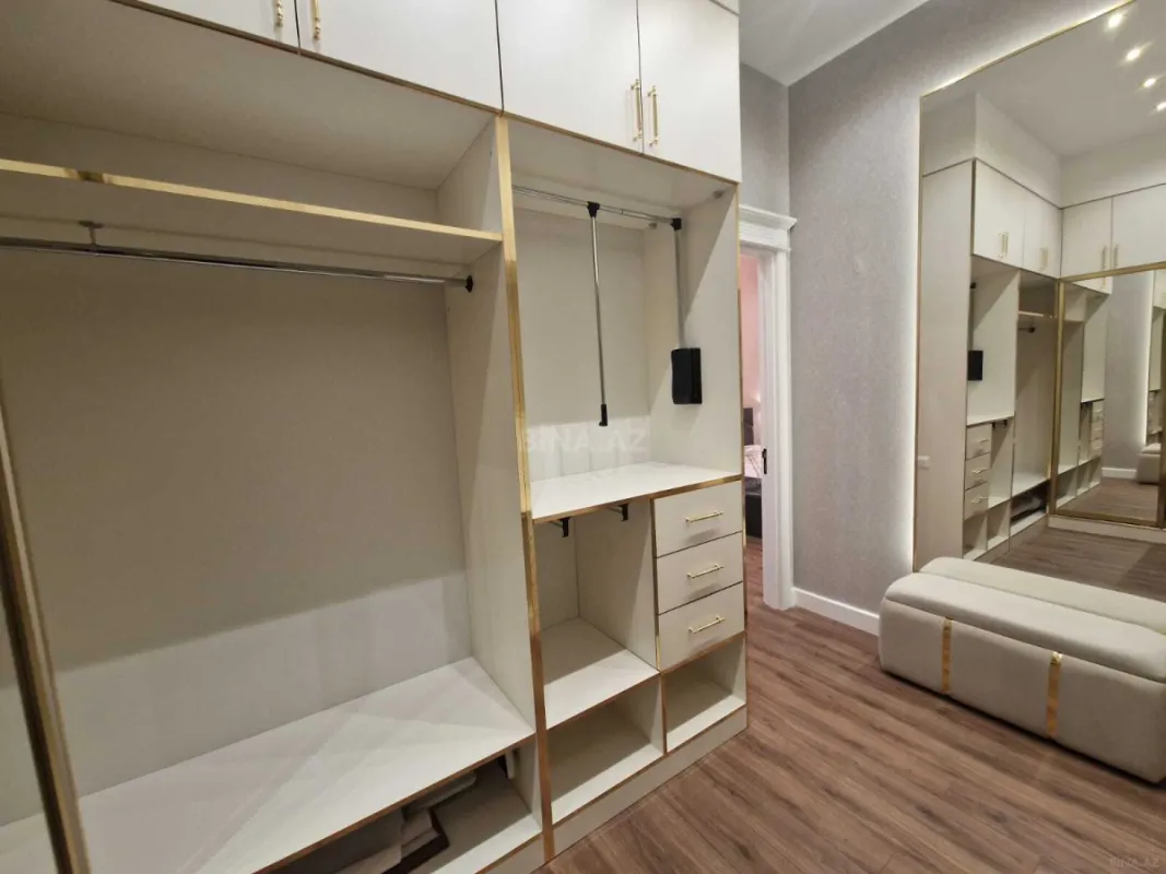 Kirayə verilir 3 otaqlı mənzil 160 m²