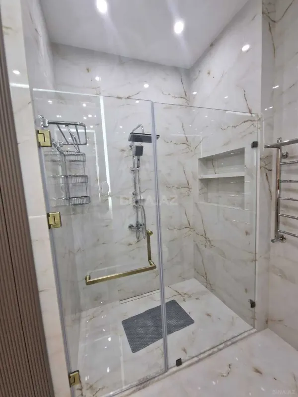 Kirayə verilir 3 otaqlı mənzil 160 m²
