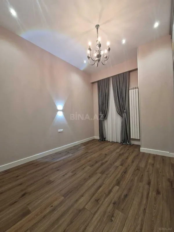 Kirayə verilir 3 otaqlı mənzil 160 m²