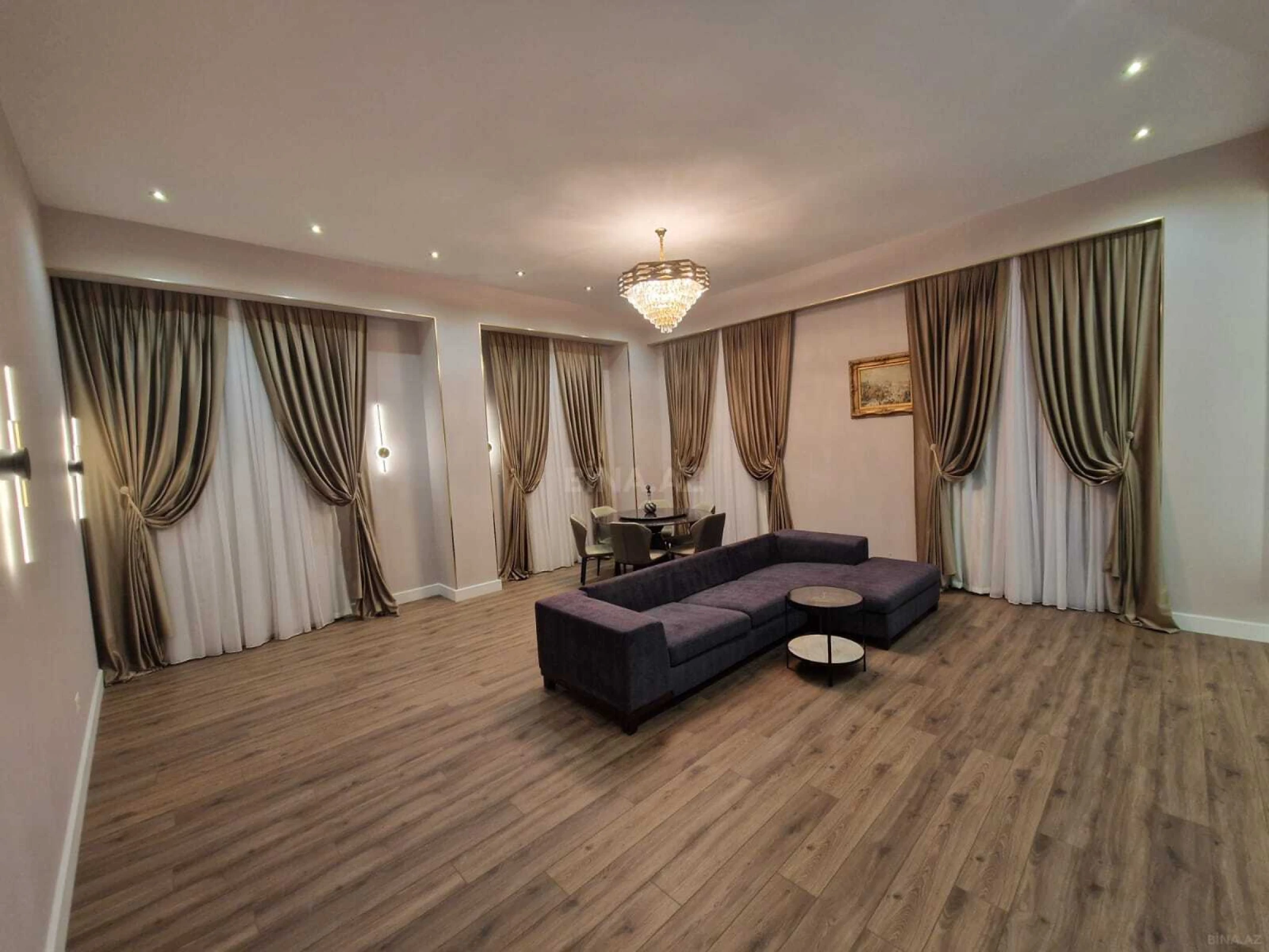 Kirayə verilir 3 otaqlı mənzil 160 m²