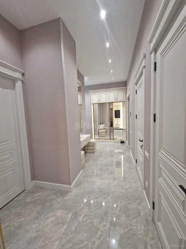 Kirayə verilir 3 otaqlı mənzil 160 m²