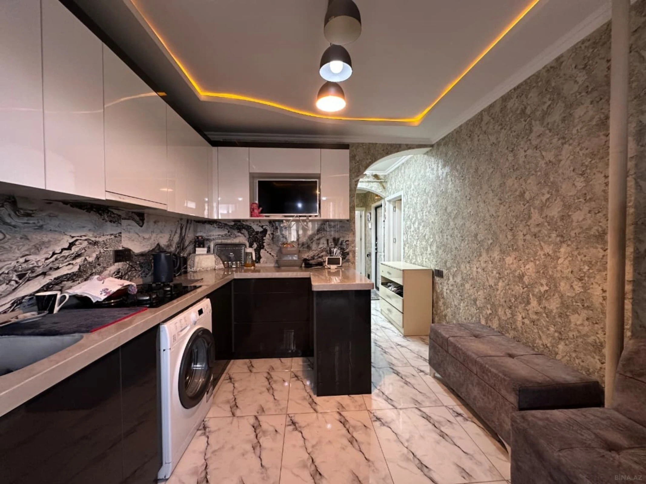 Satılır 2 otaqlı mənzil 55 m²
