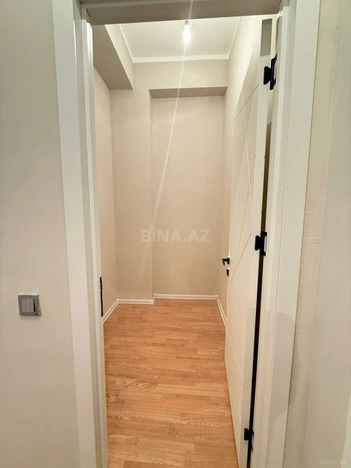 Satılır 4 otaqlı mənzil 129 m²
