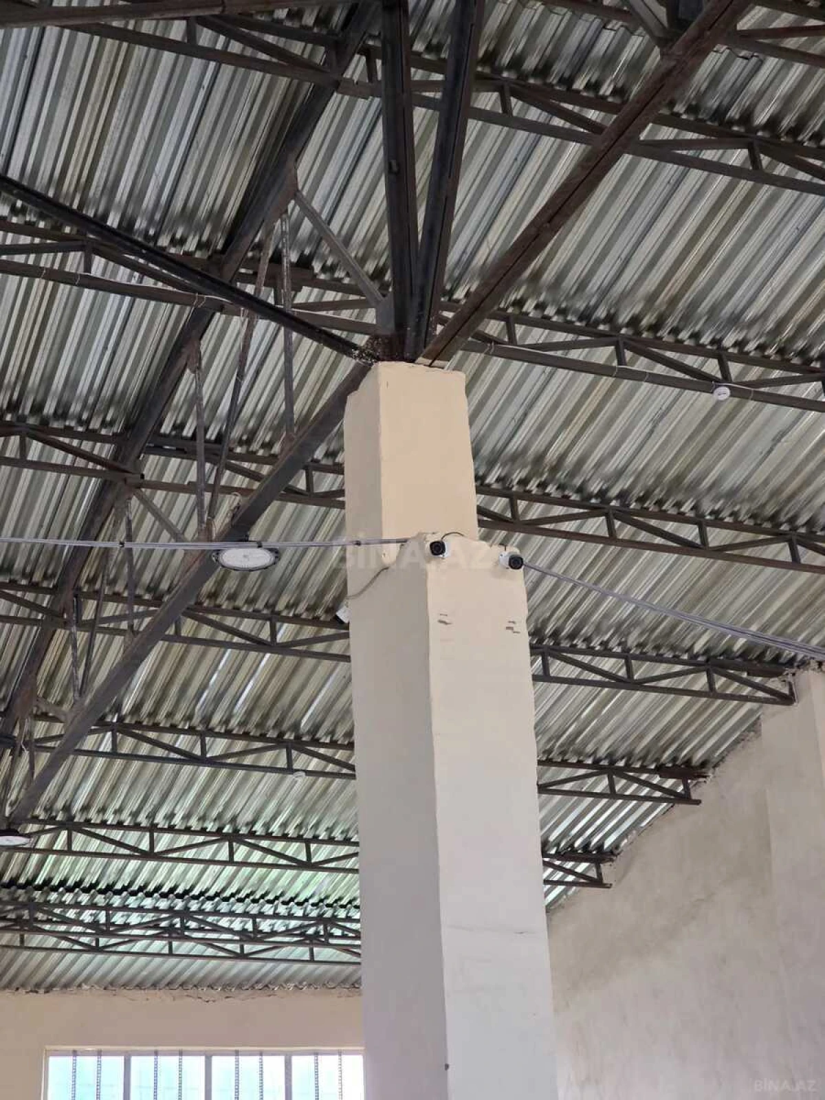 Kirayə verilir obyekt 1800 m²