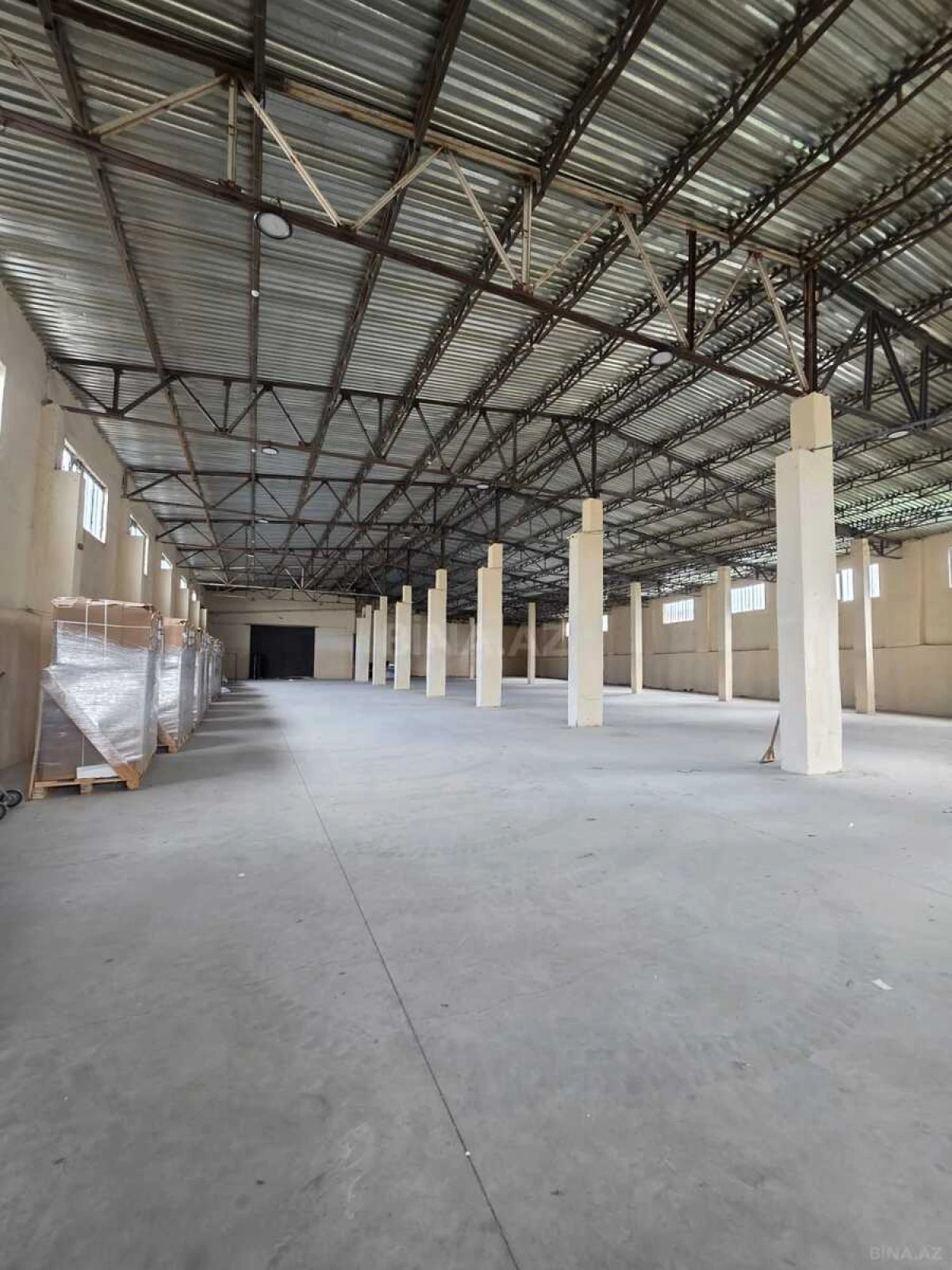 Kirayə verilir obyekt 1800 m²