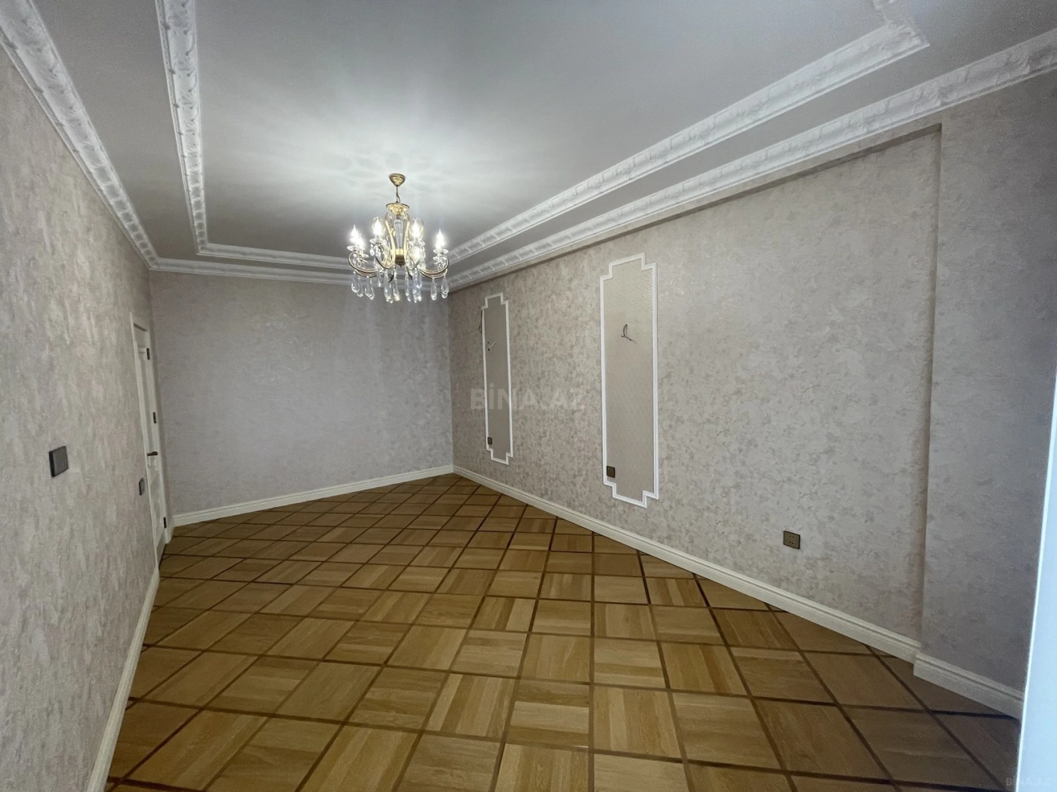 Kirayə verilir 3 otaqlı mənzil 120 m²