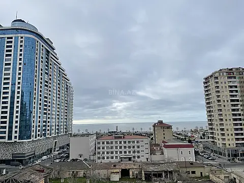 Kirayə verilir 3 otaqlı mənzil 120 m²