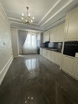 Kirayə verilir 3 otaqlı mənzil 120 m²