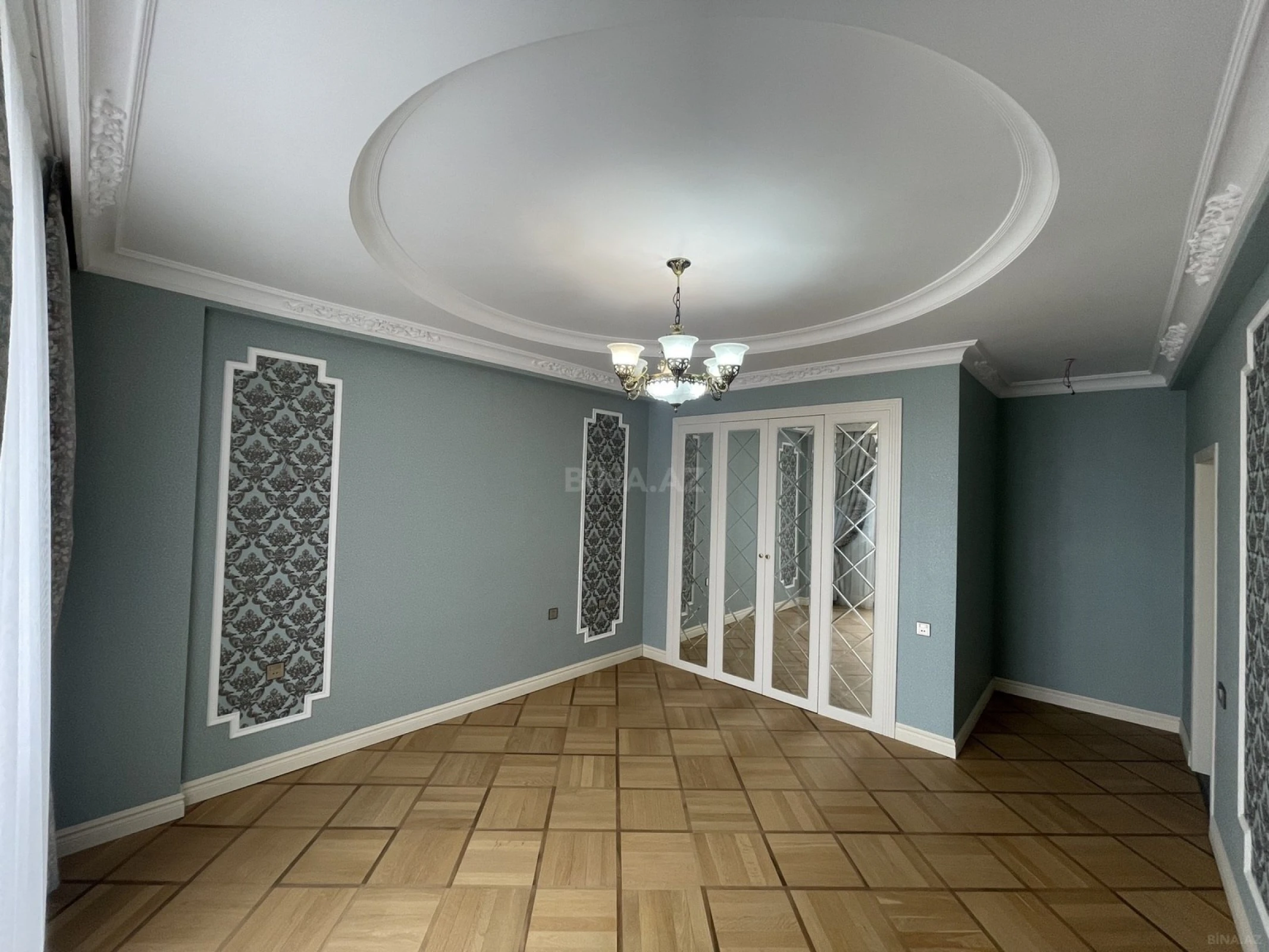 Kirayə verilir 3 otaqlı mənzil 120 m²