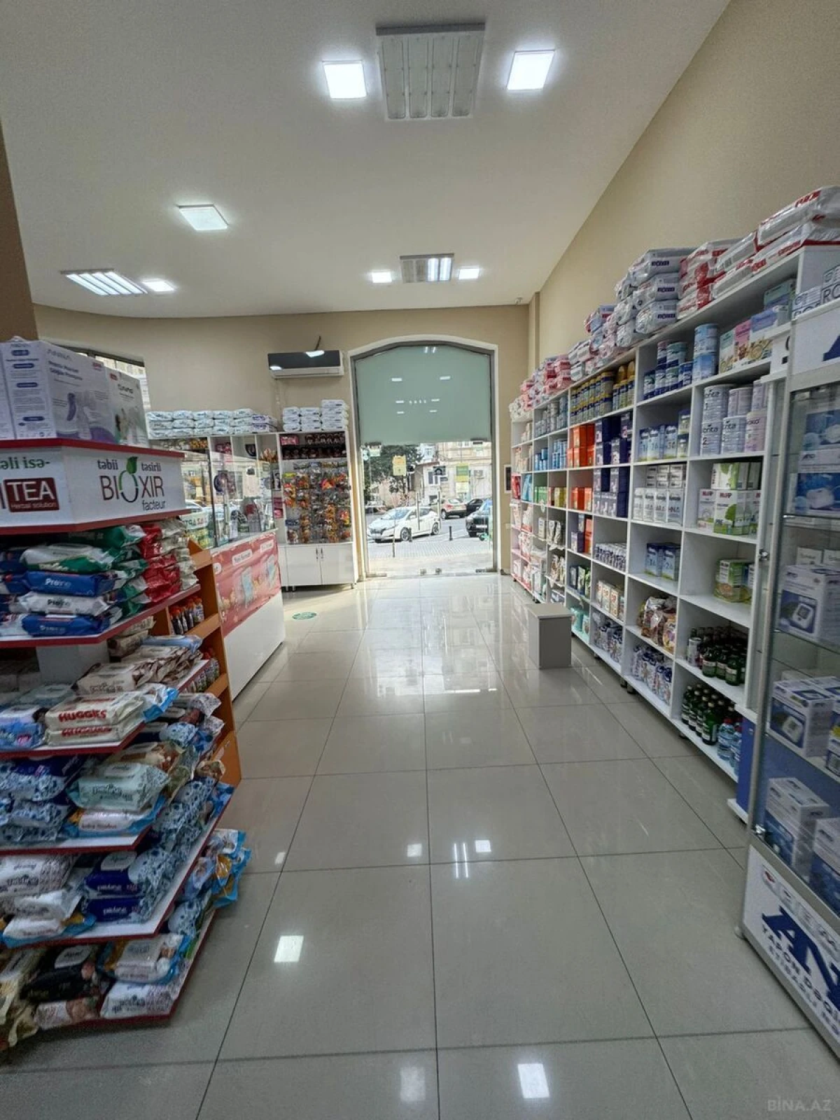 Satılır obyekt 137.7 m²