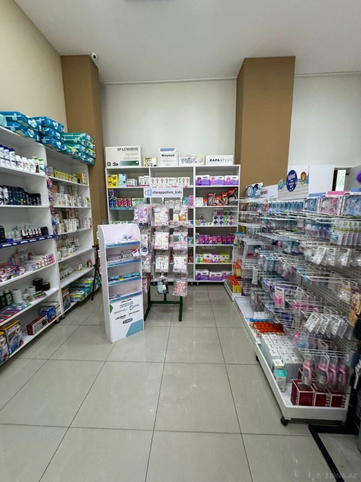 Satılır obyekt 137.7 m²