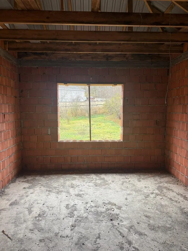 Satılır 8 otaqlı həyət evi 260 m²