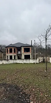 Satılır 8 otaqlı həyət evi 260 m² — Quba 8 otaq 260.00 m²