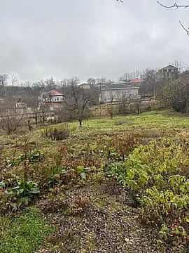 Satılır 8 otaqlı həyət evi 260 m²