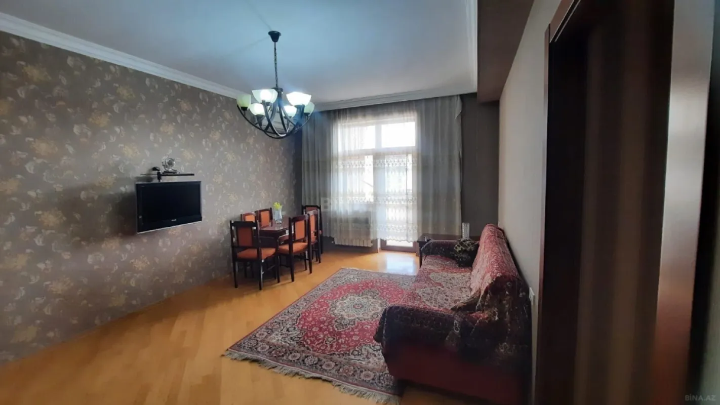Satılır 2 otaqlı mənzil 80 m²
