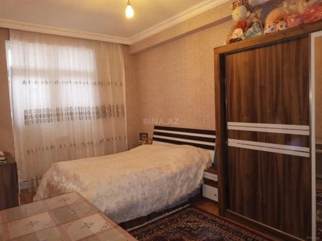 Satılır 3 otaqlı mənzil 124 m²