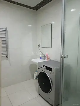 Satılır 3 otaqlı mənzil 124 m²