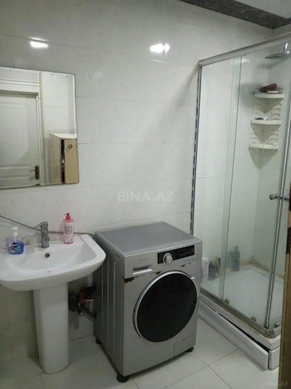 Satılır 3 otaqlı mənzil 124 m²
