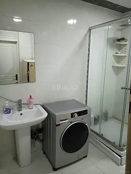 Satılır 3 otaqlı mənzil 124 m²