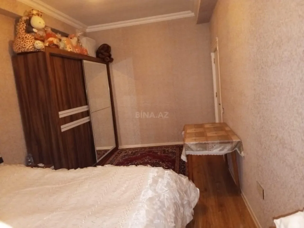 Satılır 3 otaqlı mənzil 124 m²