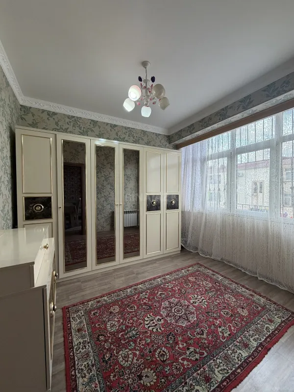 Satılır 3 otaqlı mənzil 62 m²