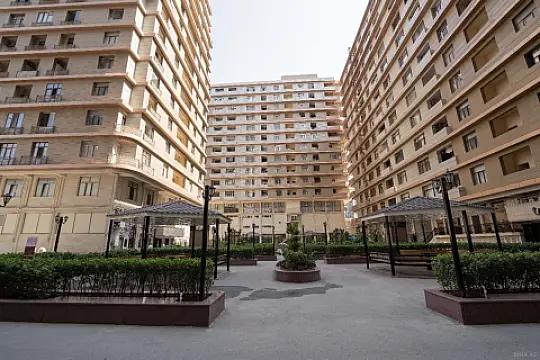 Satılır 4 otaqlı mənzil 200 m² — Bakı, Sahil qəs. 4 otaq 200.00 m²