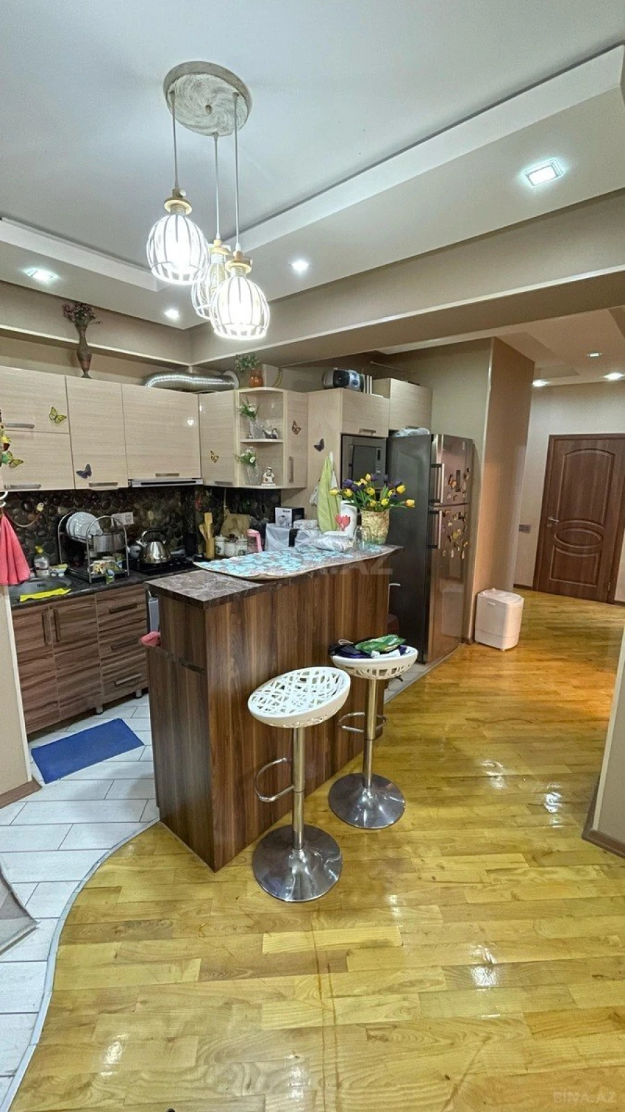 Satılır 4 otaqlı mənzil 110 m²