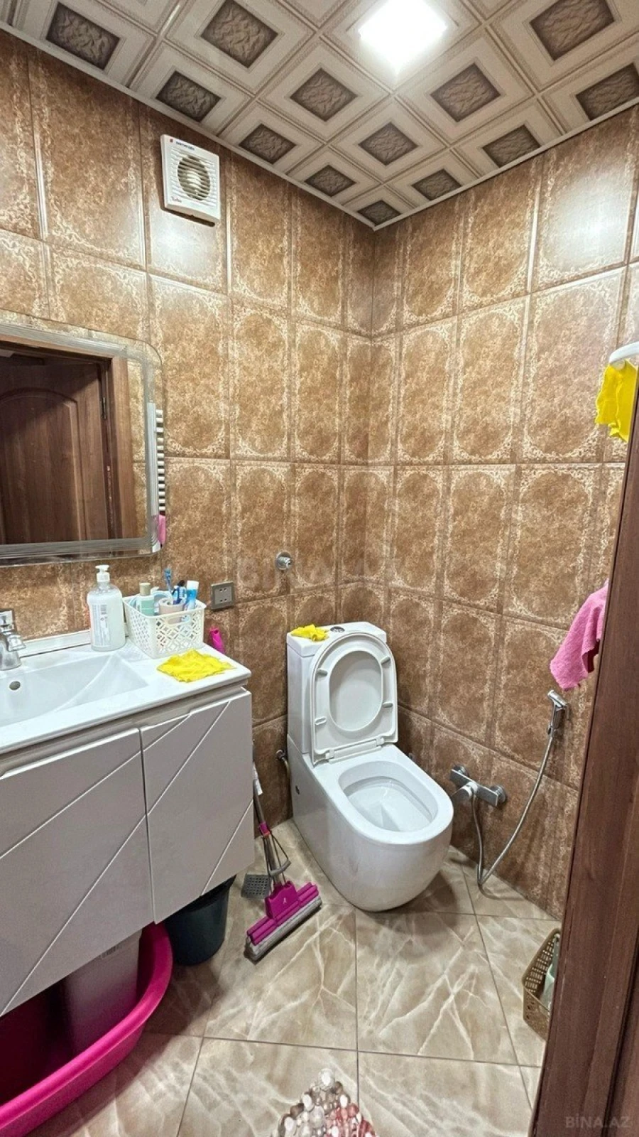 Satılır 4 otaqlı mənzil 110 m²
