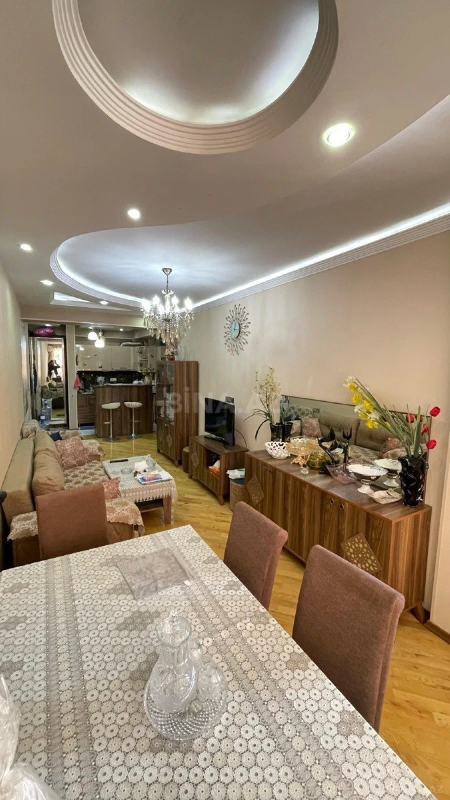 Satılır 4 otaqlı mənzil 110 m²