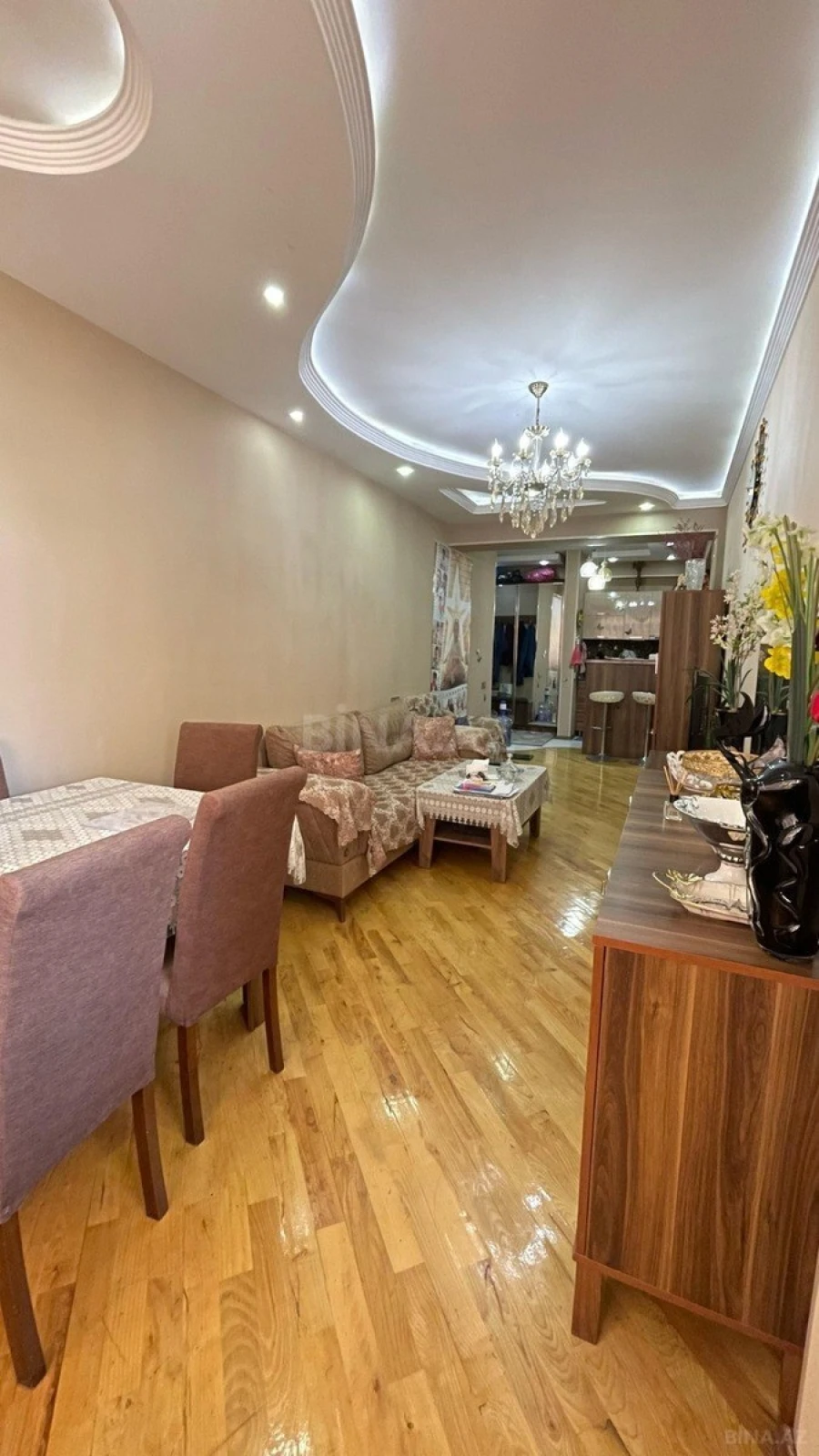 Satılır 4 otaqlı mənzil 110 m²