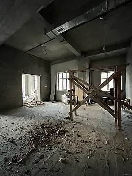 Satılır obyekt 340 m²