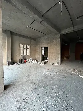 Satılır obyekt 340 m²