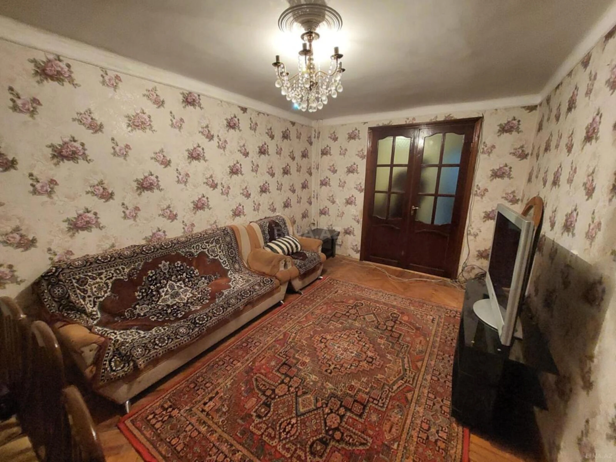 Satılır 4 otaqlı mənzil 75 m²